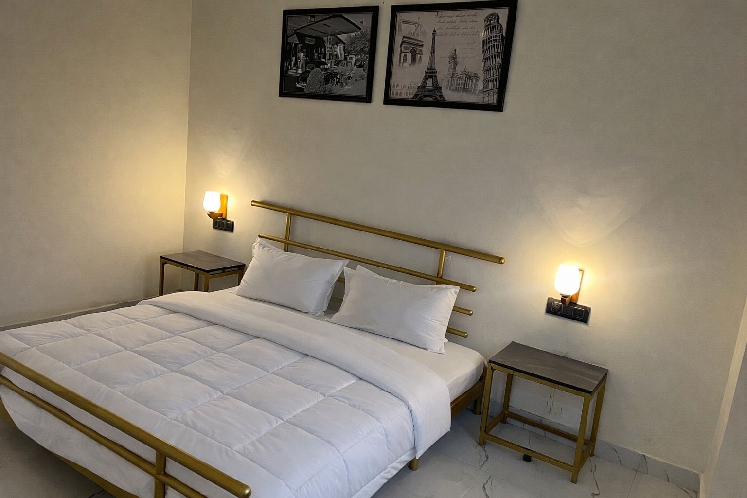 Vellora Room